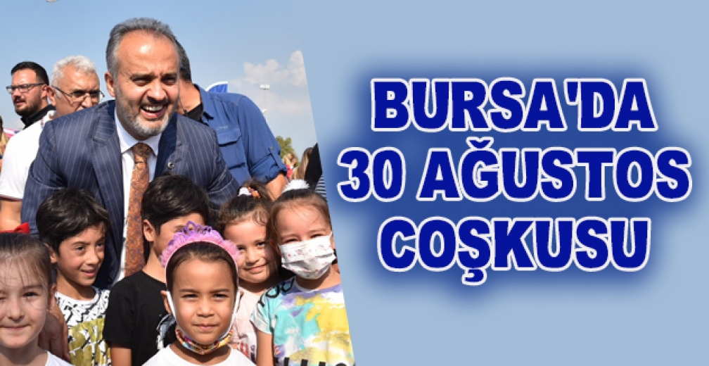 Bursa'da Zafer Coşkusu Uçurtmalarla Yaşandı