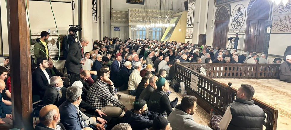 Bursa Ulu Cami'de Kadir Gecesi İzdihamı!