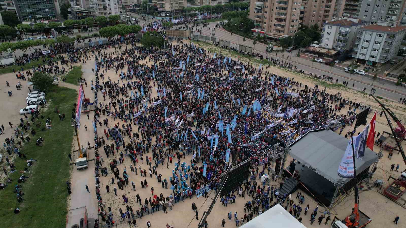 Bursada 1 Mayıs Coşkusu