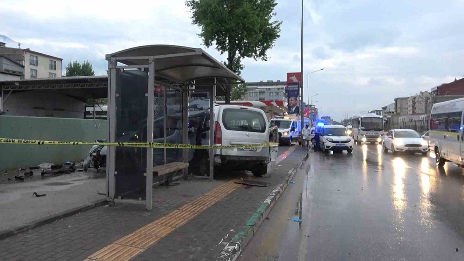 Bursada 2 Gencin Öldüğü Feci Kaza Kamerada