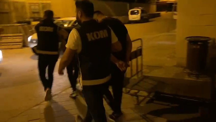Bursada 245 Silah Ele Geçirilmişti...zanlıların Hepsi Tutuklandı