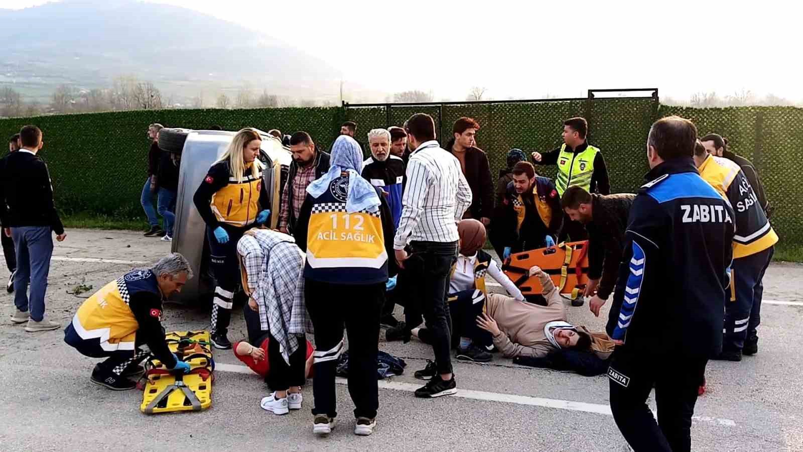 Bursada Alkollü Sürücü Otomobiliyle Takla Attı: 5 Yaralı
