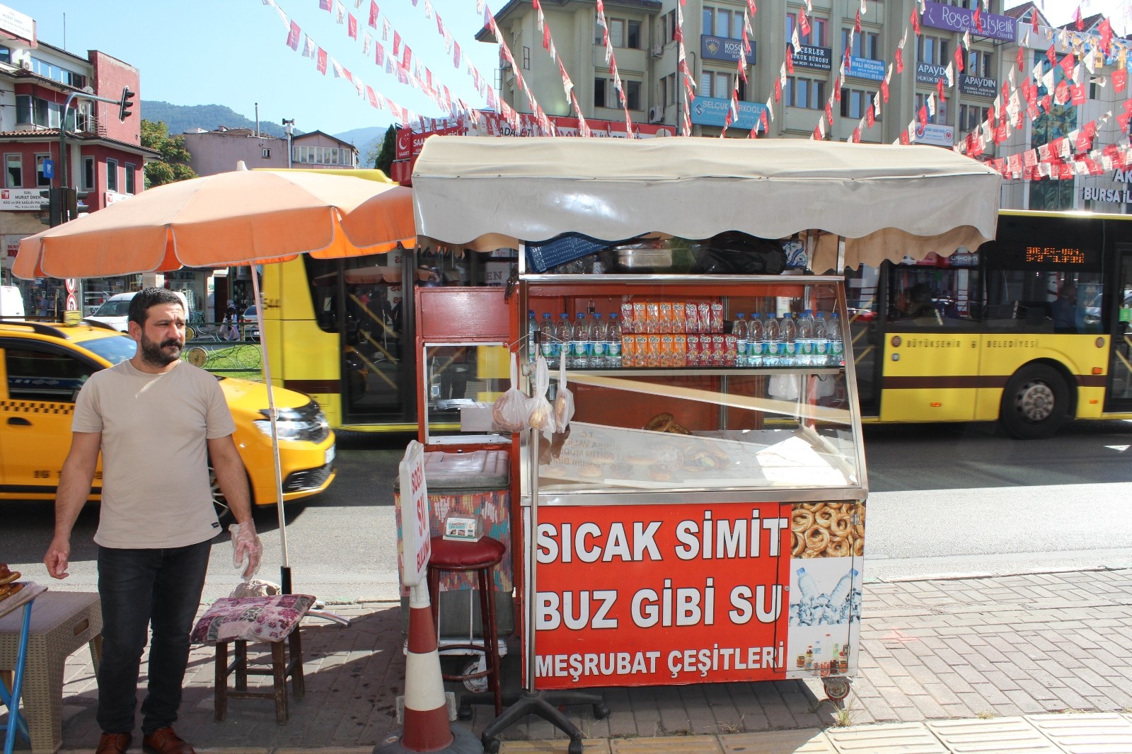 Bursada Askıda Simit Uygulaması