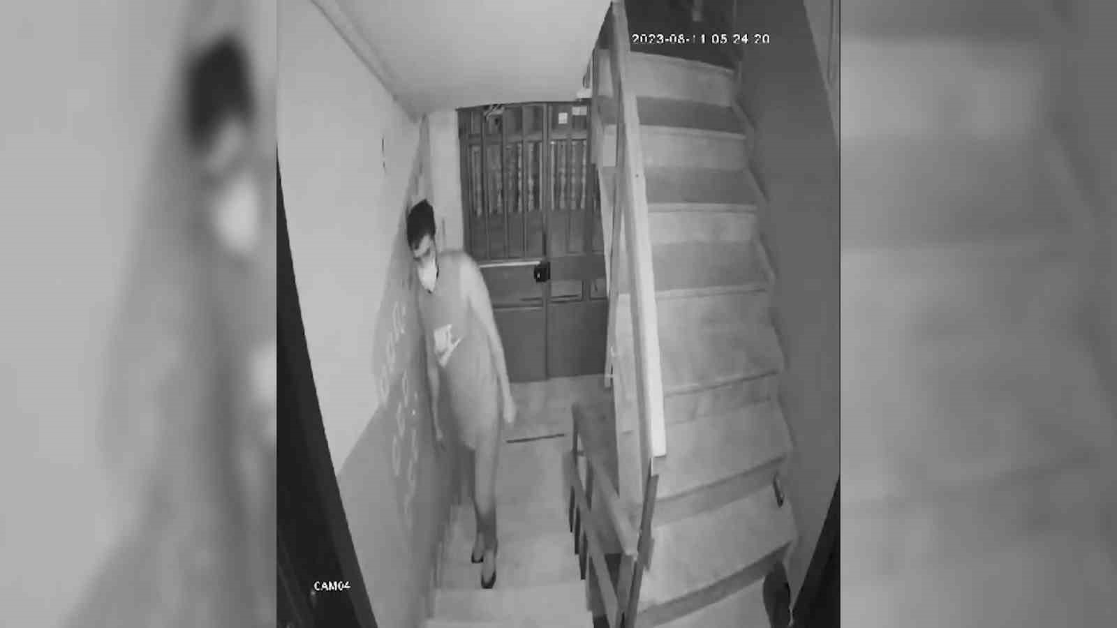 Bursada Ayakkabı Hırsızı Önce Ayakkabı Numarasına Baktı, Sonra Çaldı