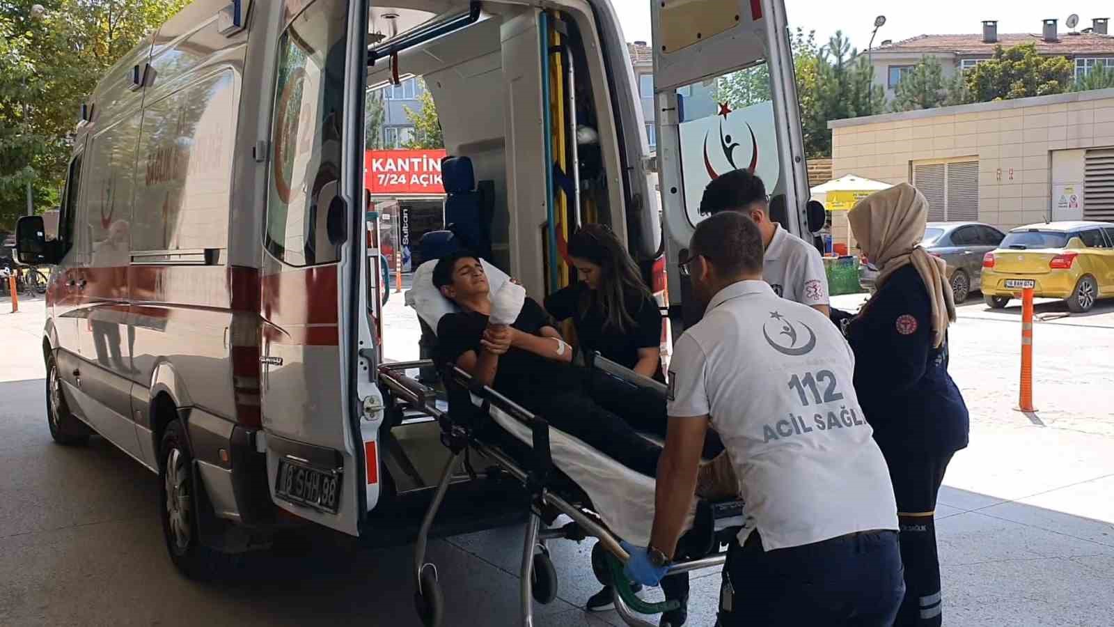 Bursada Bir Çocuk Elini Salça Makinesine Kaptırdı