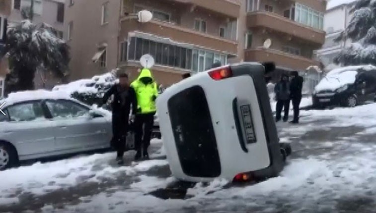 Bursa'da Buz Tutan Yollardan Sürücü Manzaraları