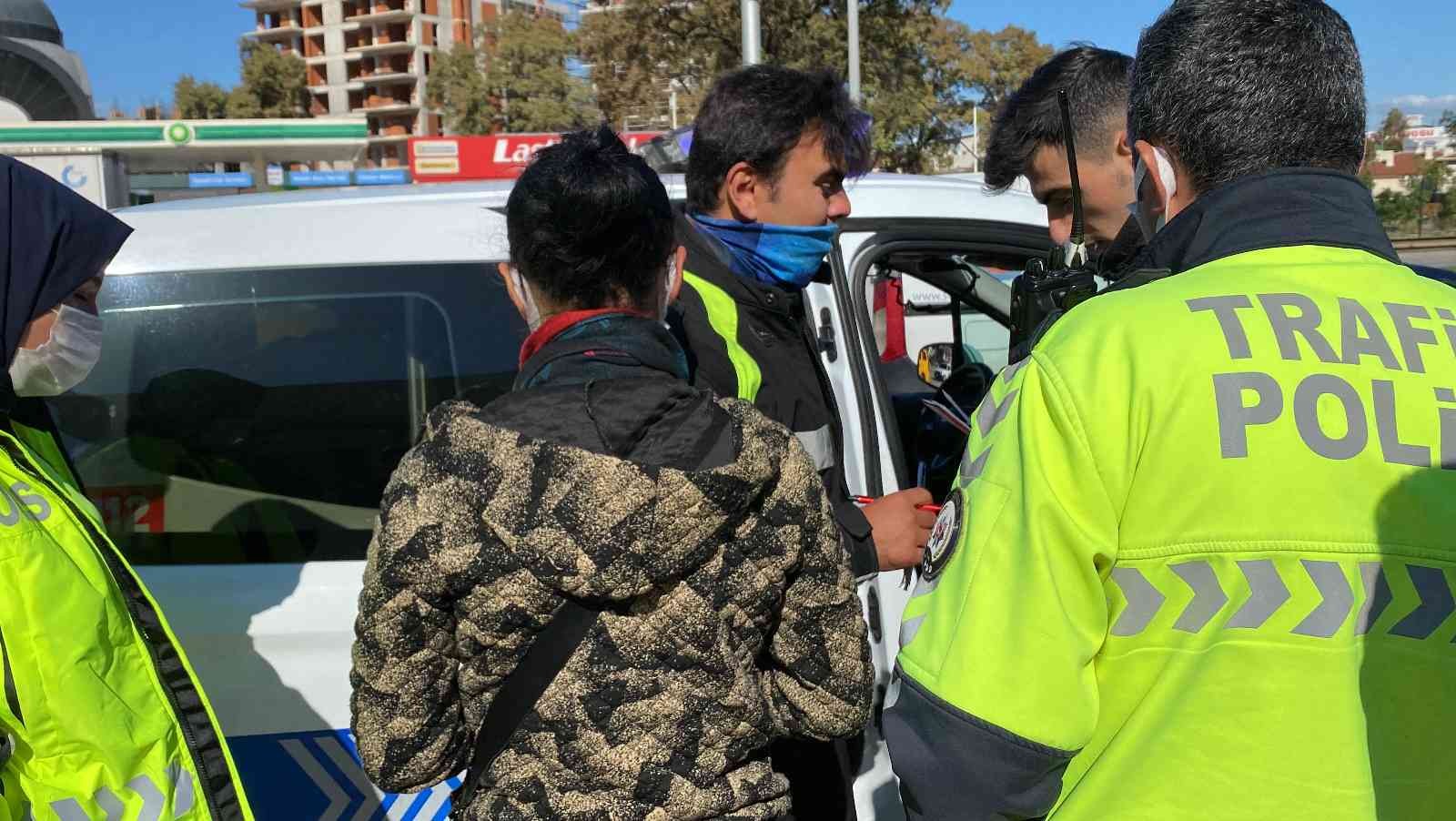 Bursa'da Çalıntı Araçla Şehir Turuna Polis Dur Dedi