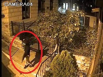 Bursada Camideki Hırsızlık Güvenlik Kameralarına Yansıdı