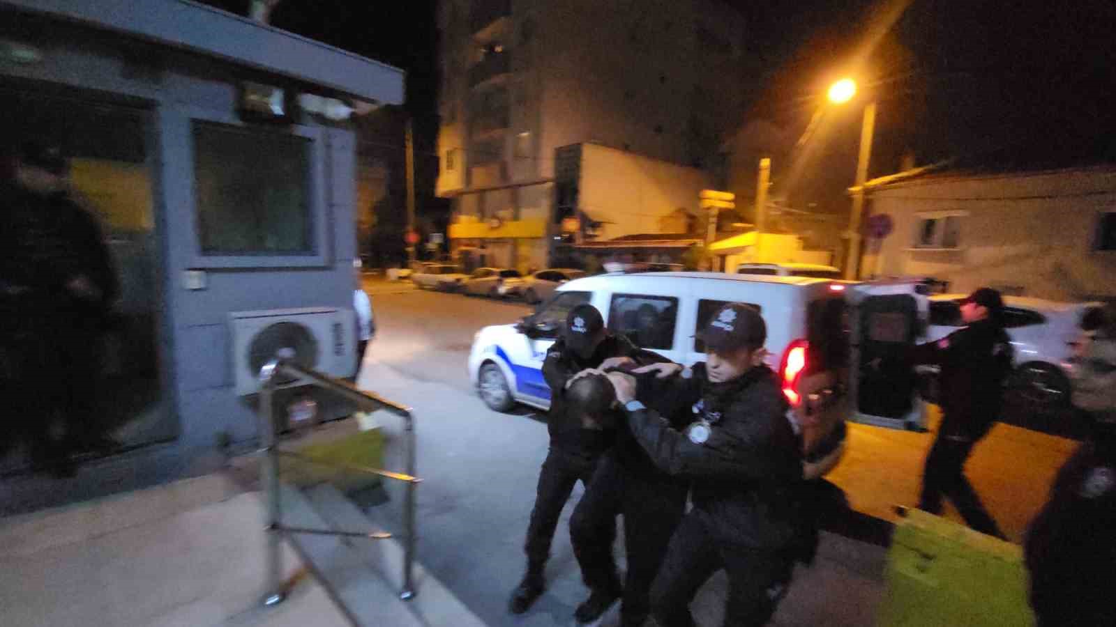 Bursada Gece Kartalları Kuş Uçurtmuyor