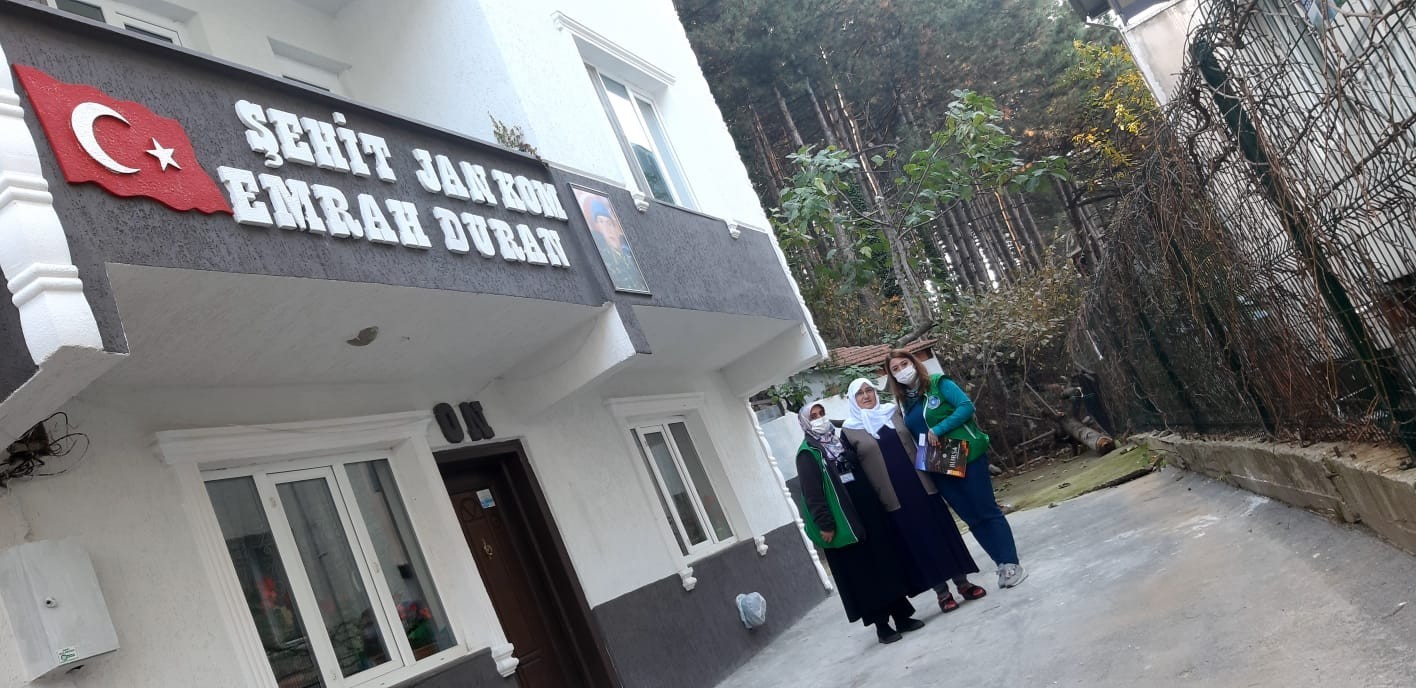 Bursa'da Gönüllülerden Şehit Ve Gazi Yakınlarına Ziyaret