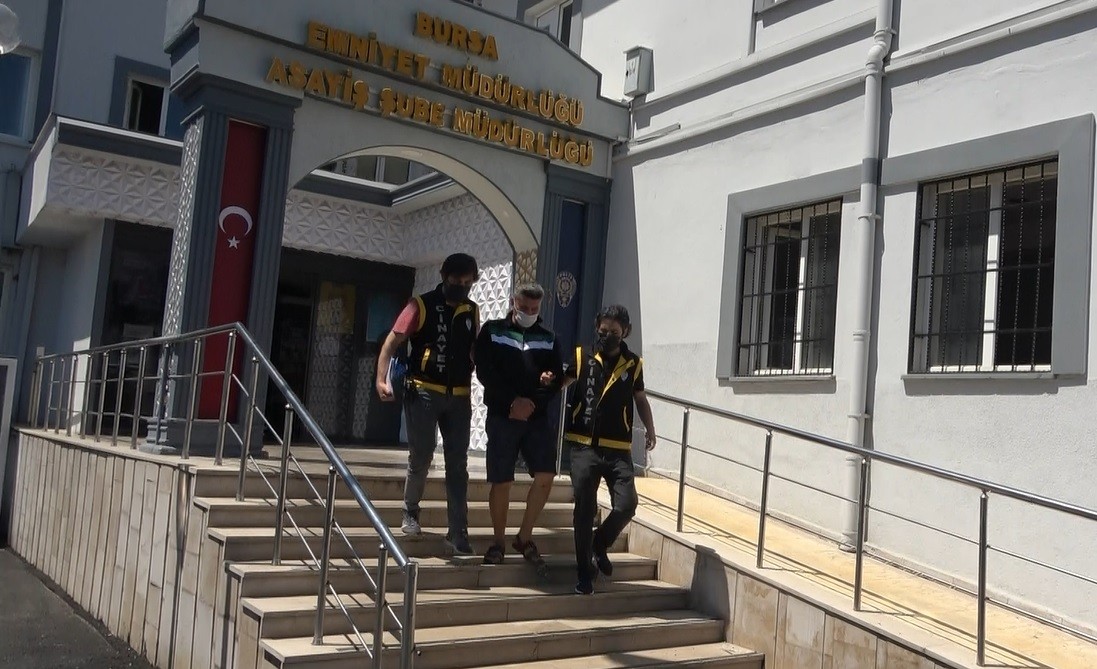 Bursada Gürültü Cinayetinin Zanlısı Adliyeye Sevk Edildi