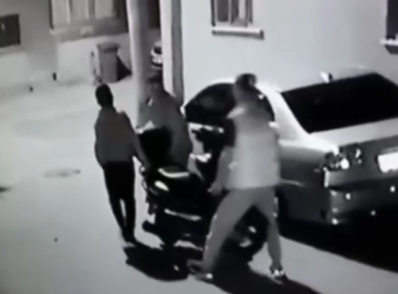 Bursada Hırsızlar Motosikleti Kucaklayarak Çaldılar