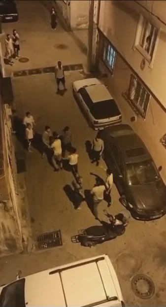 Bursada Komşuların Park Kavgası Kamerada