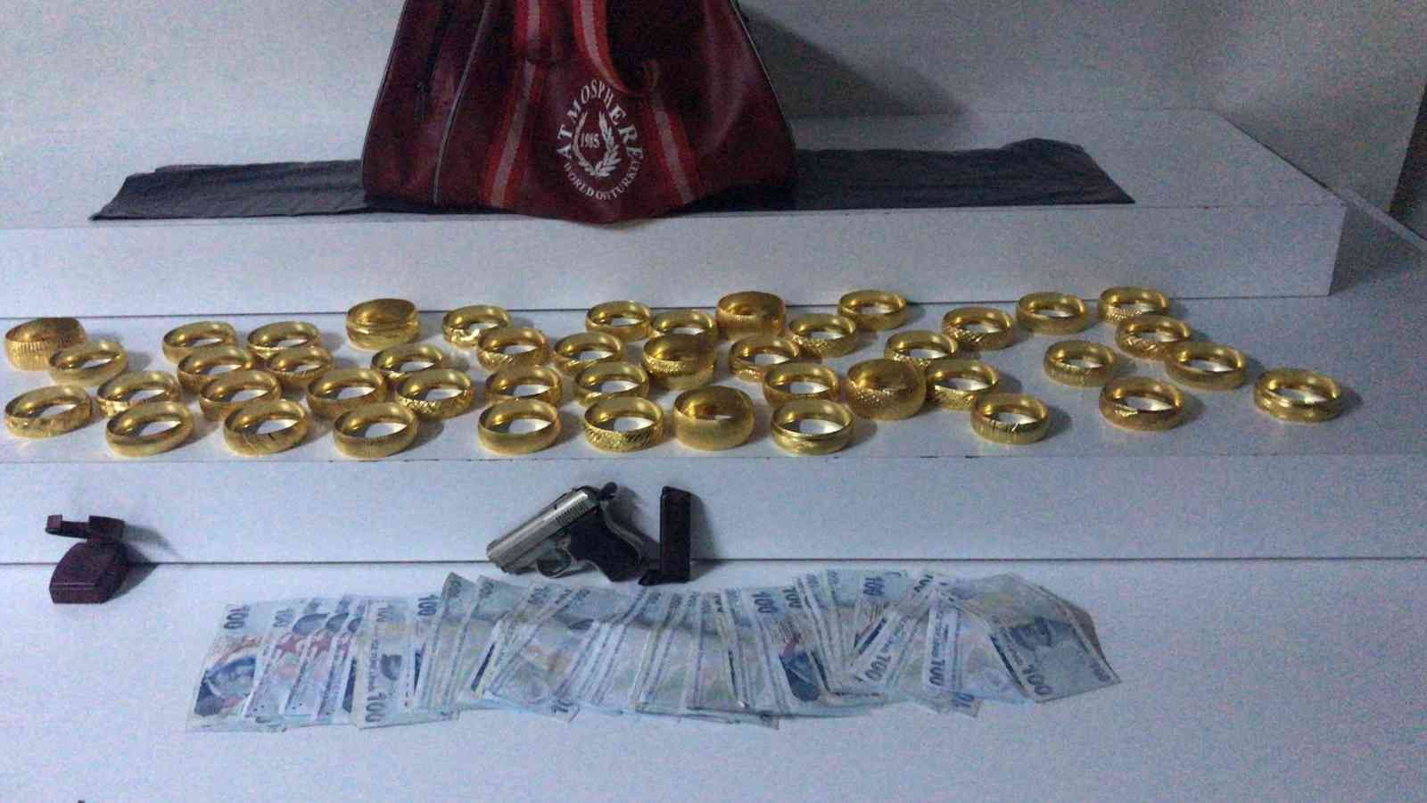 Bursa'da Kuyumcu Soydu, İstanbul'da Yakalandı