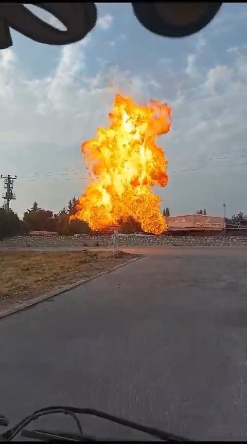 Bursa'da Mobilya Fabrikasının Santrali Bomba Gibi Patladı