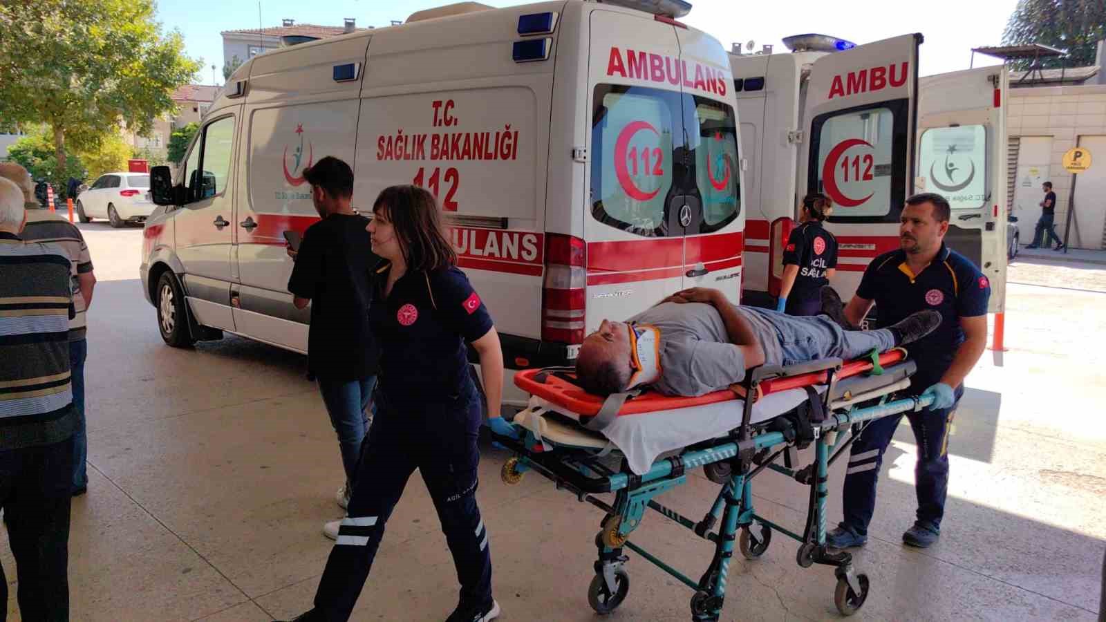 Bursada Motosiklet Yayaya Çarptı: 2 Yaralı