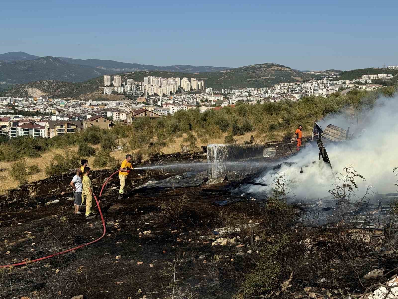 Bursada Ormanlık Alan Büyük Tehlike Atlattı
