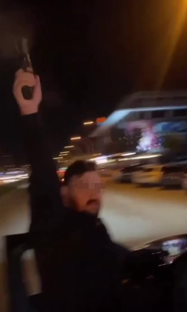 Bursada Şehrin Ortasında Kurşun Yağdıran Şahıs Gözaltında