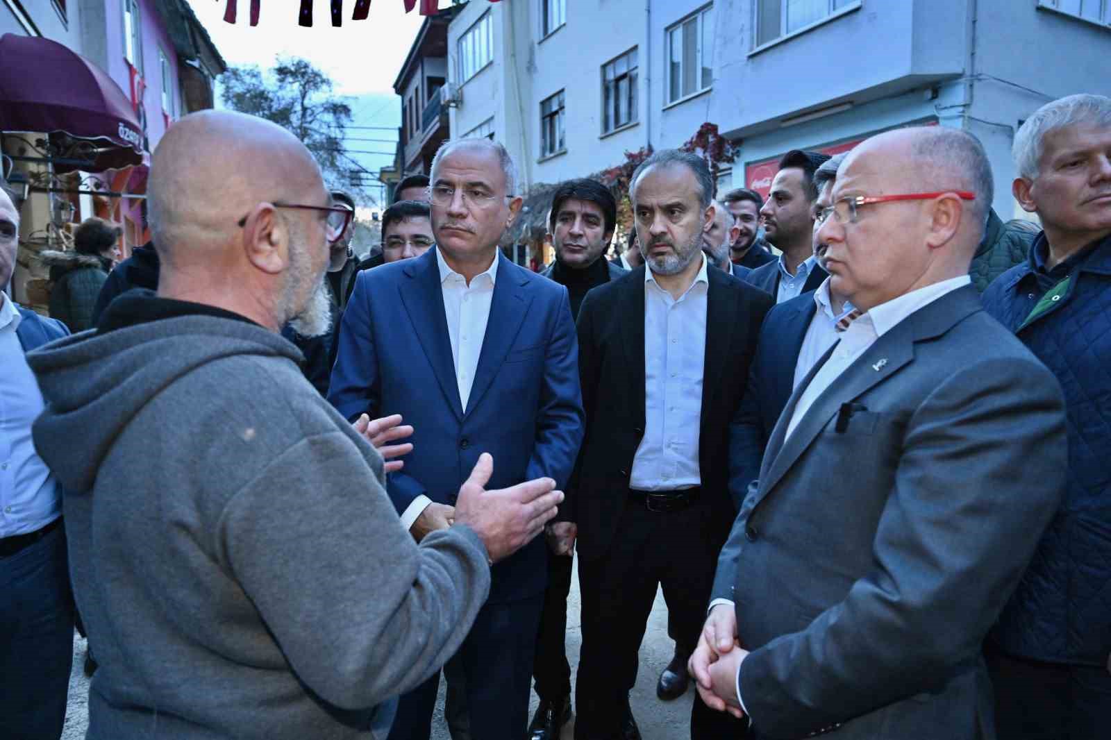Bursada Sel Bölgelerinde Yaralar Sarılıyor