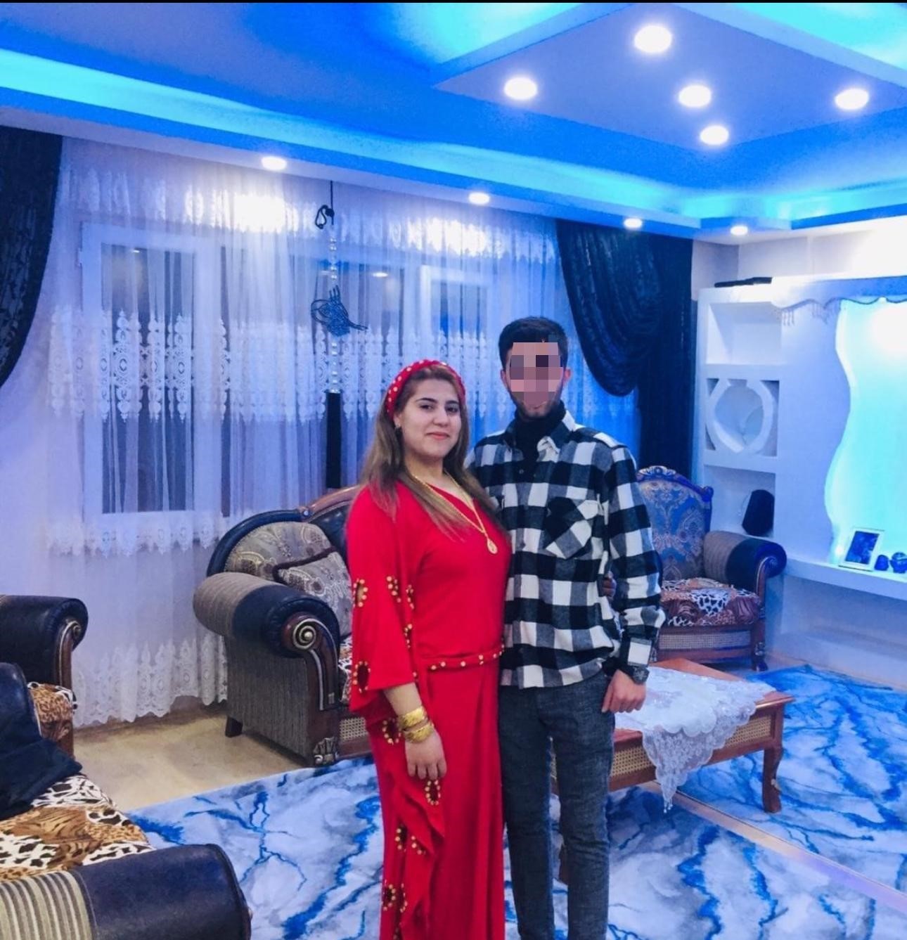 Bursada Tartıştığı Eşinin Boğazını Kesti