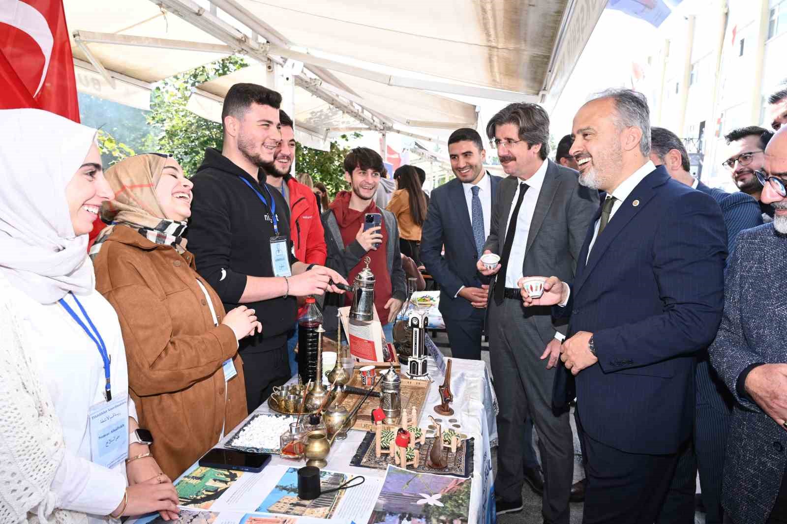 Bursada Üniversitelilere ‘Hoş Geldin Şöleni