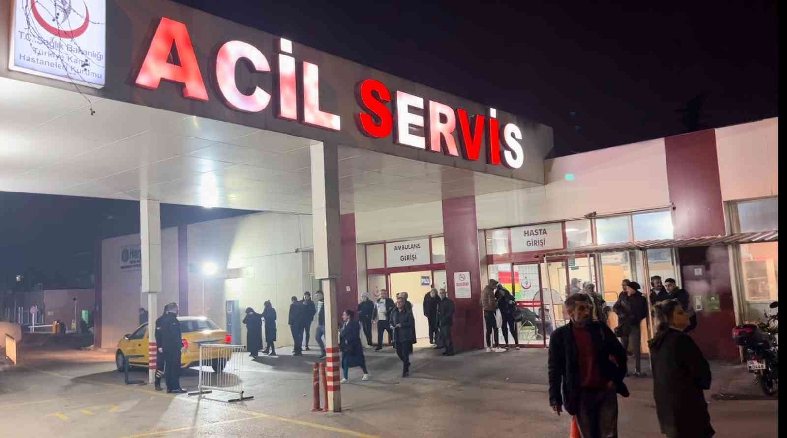 Bursada Ünlü Oyuncunun Da Aralarında Bulunduğu 15 Kişi Yedikleri Mantardan Zehirlendi