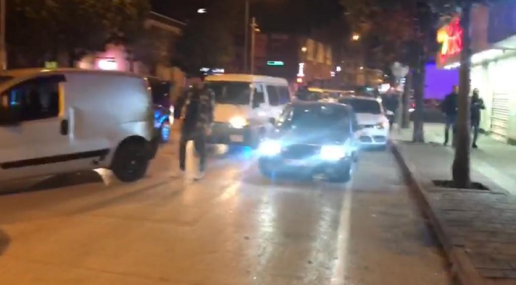 Bursa'da Yolu Kapatıp Asker Eğlencesi Düzenleyenlere Ceza Yağdı