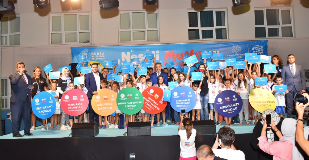 Bursada Yüzme Bilmeyen Çocuk Kalmadı