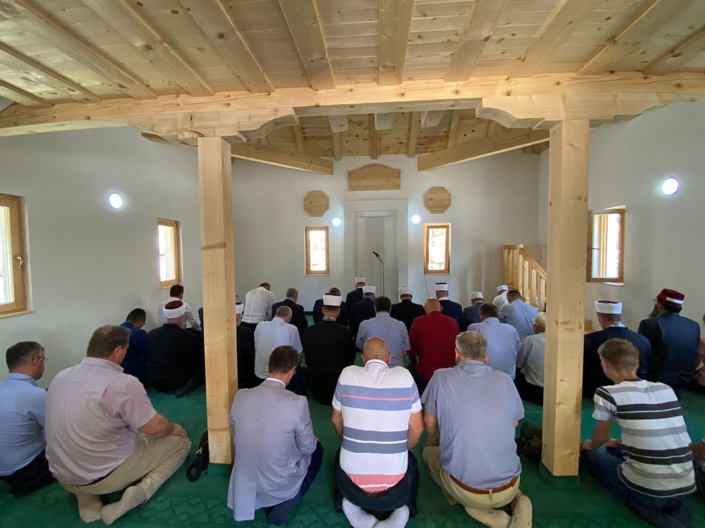 Bursadan Bosnaya Mescit Hediyesi