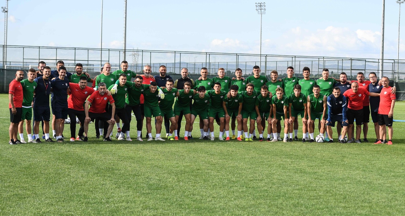 Bursaspor, Afyondaki İlk Antrenmanını Gerçekleştirdi