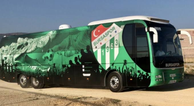 Bursaspor Kulübü: “Kocaelispor Taraftarını Kınıyoruz”