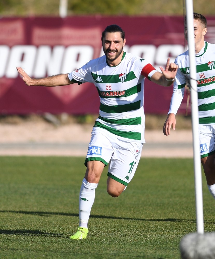 Bursaspor, Özer Hurmacıdan Bir Türlü Faydalanamıyor