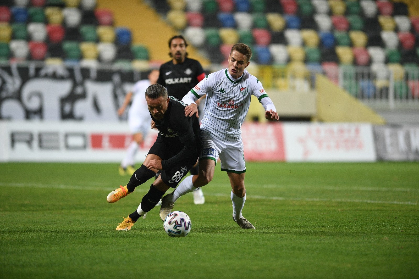Bursaspor Sahasında Altayı Konuk Ediyor