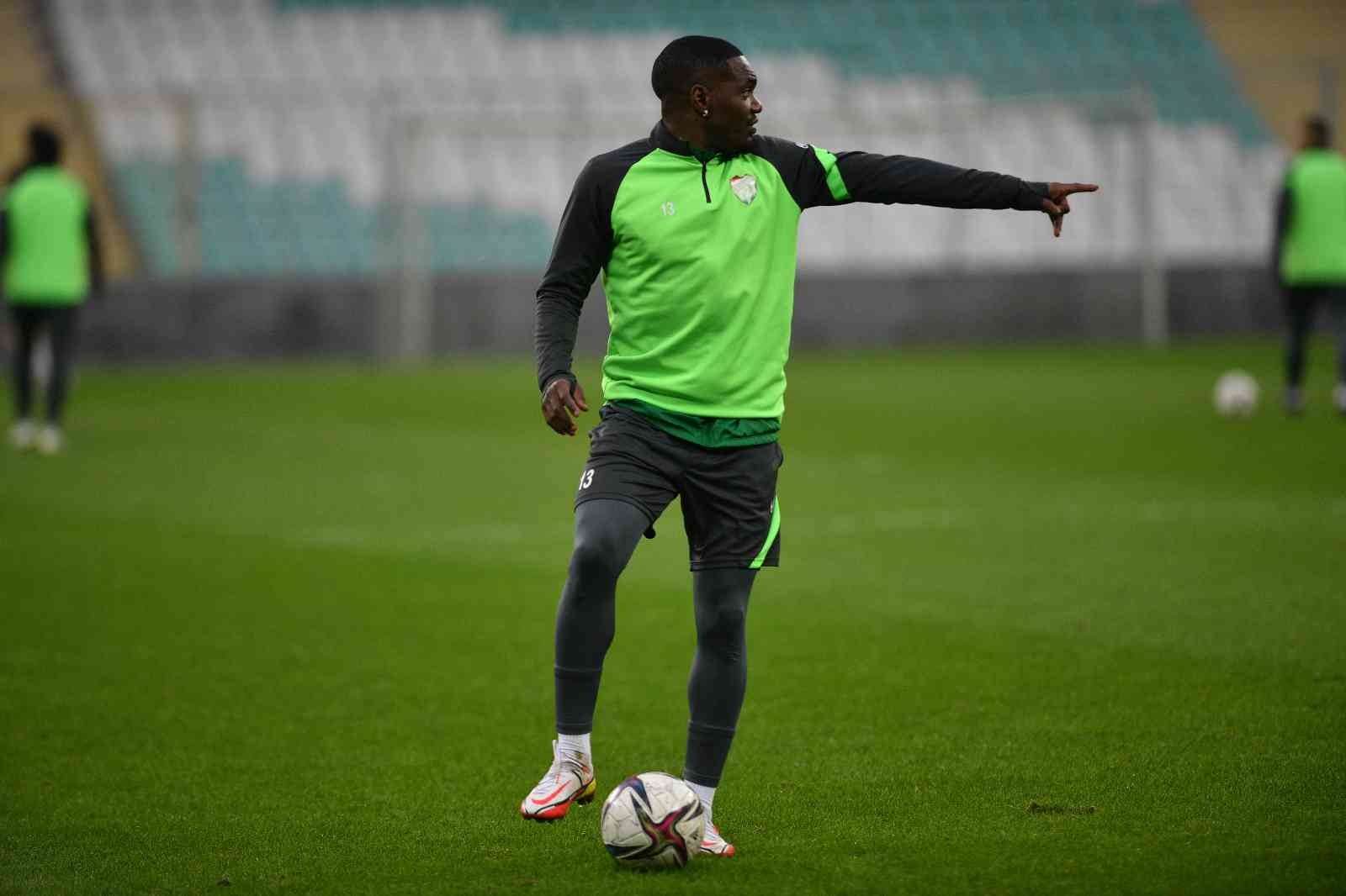 Bursaspor, Tuzlaspor Maçının Son Antrenmanını Timsah Parkta Yaptı
