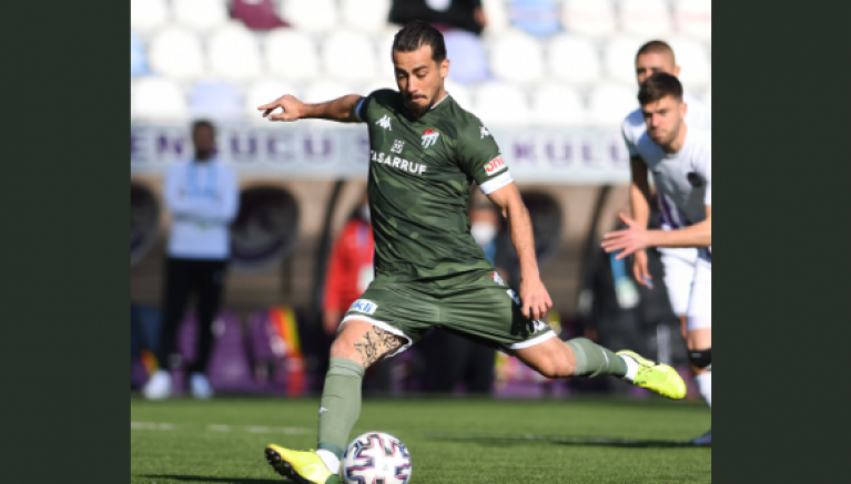 Bursaspor'un Rakiplerini Emirhan Aydoğan Durdurdu