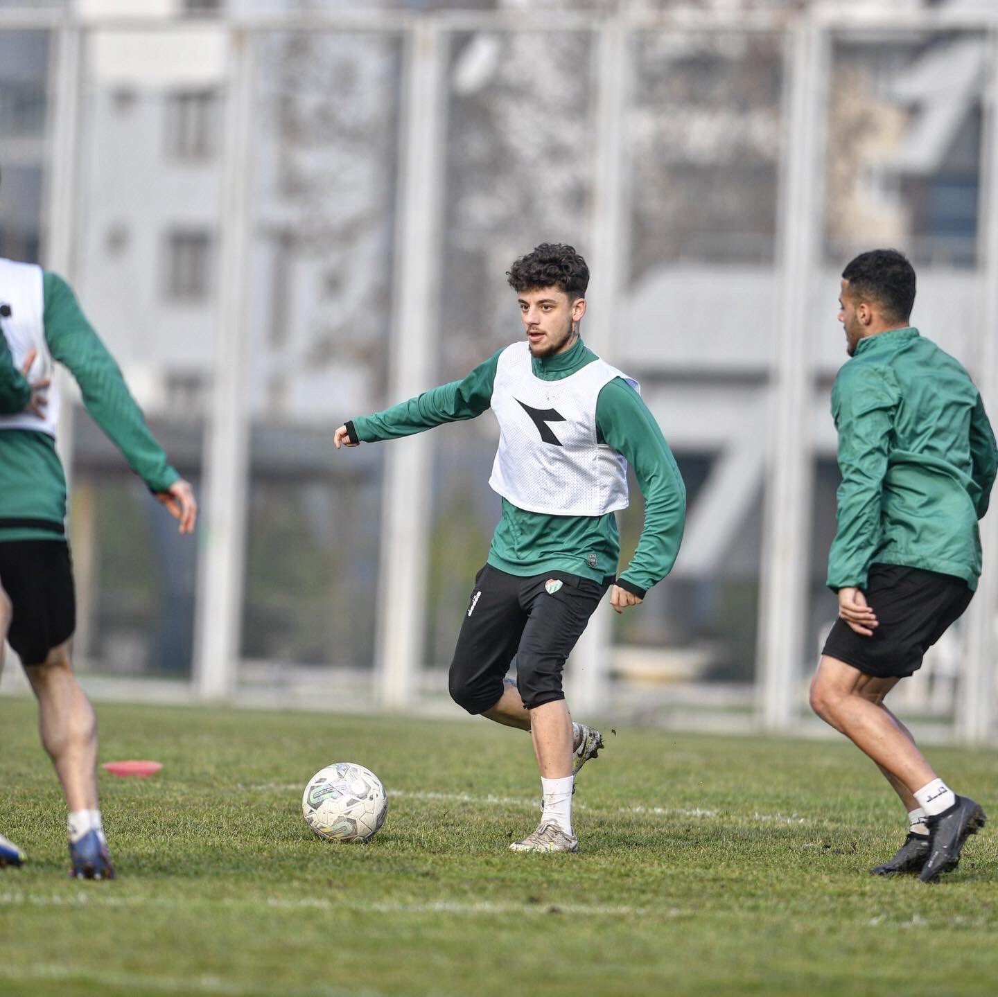 Bursaspor Yarı Sahada Çift Kale Maç Yaptı