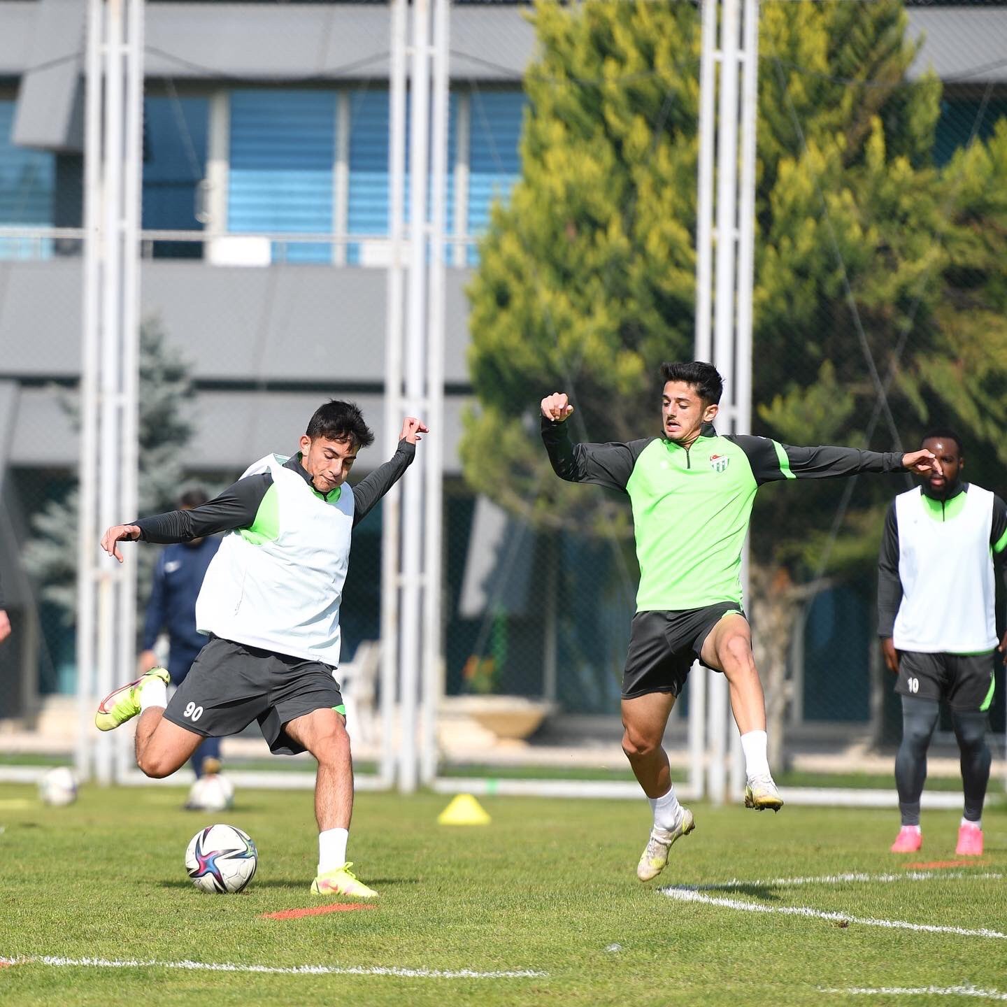 Bursaspor'da Hazırlıklar Başladı
