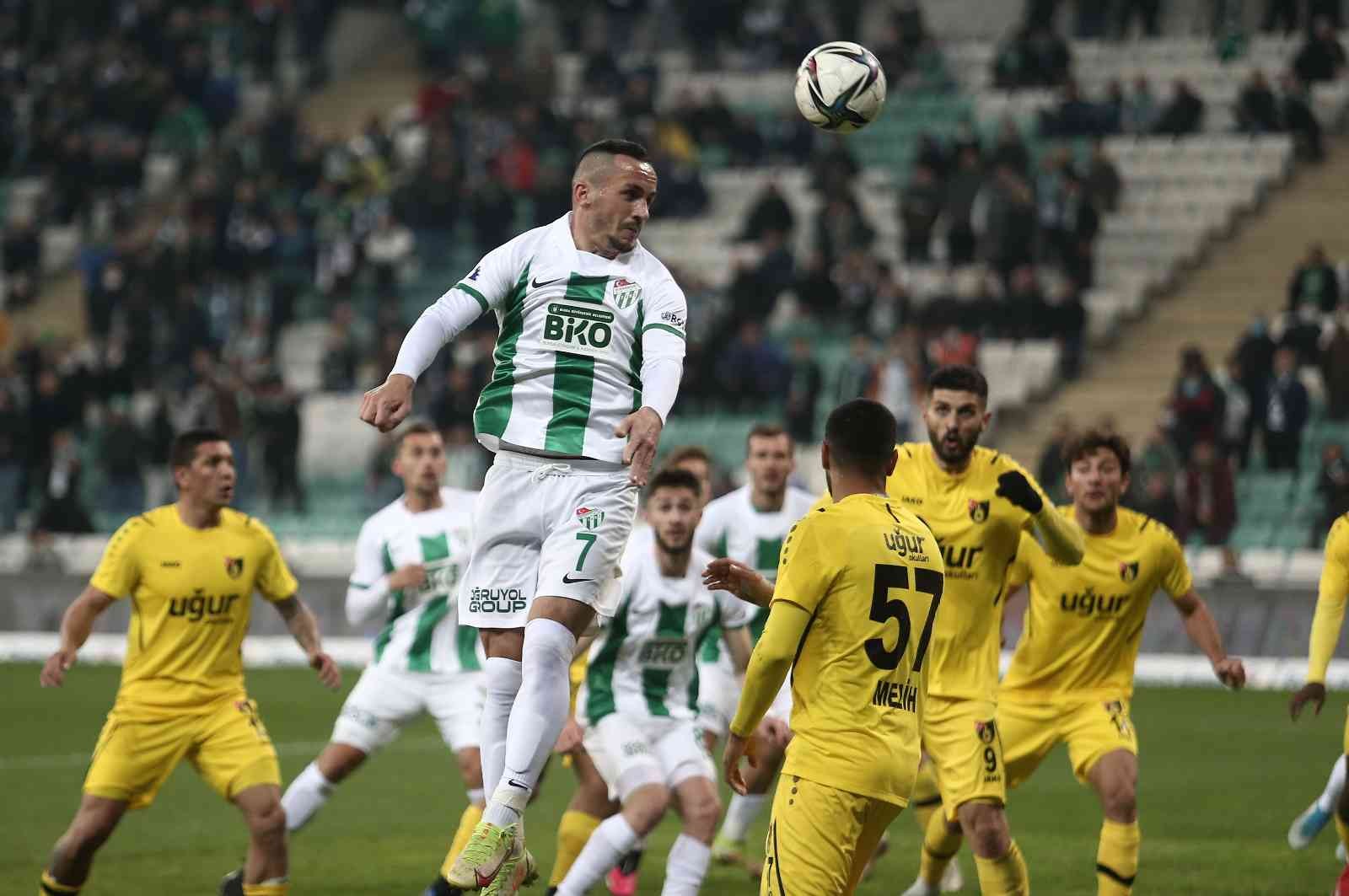 Bursaspor'da En Çok Süre Alan Yabancı Oyuncu Namiq Alasgarov Oldu