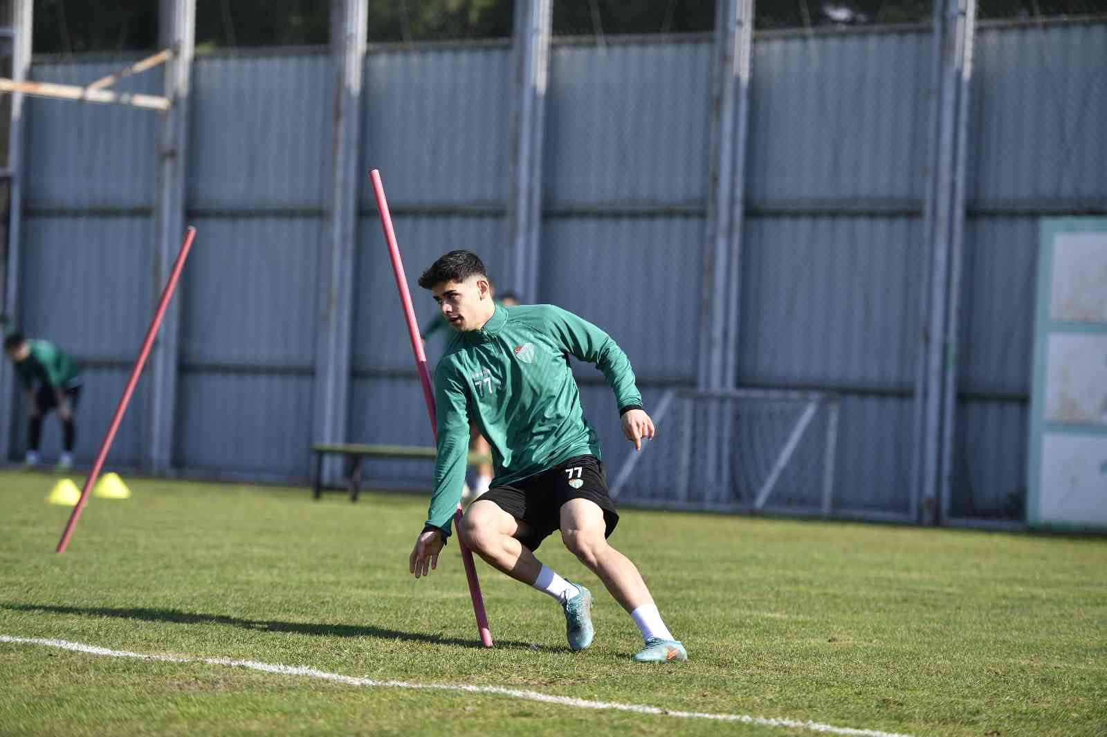 Bursaspor'da Menemen Fk Maçı Hazırlıkları Devam Ediyor