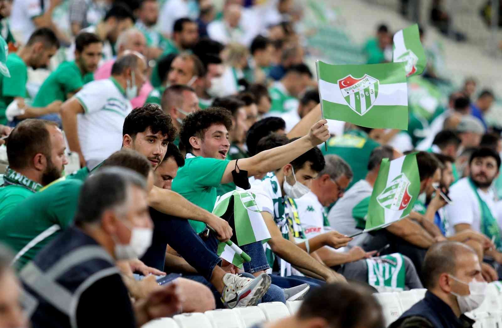 Bursaspor'un 4 maçına 19 bin 961 taraftar geldi