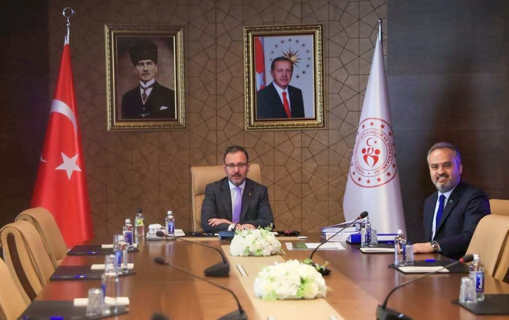Bursaya 160 Milyon Liralık Spor Yatırımı Müjdesi