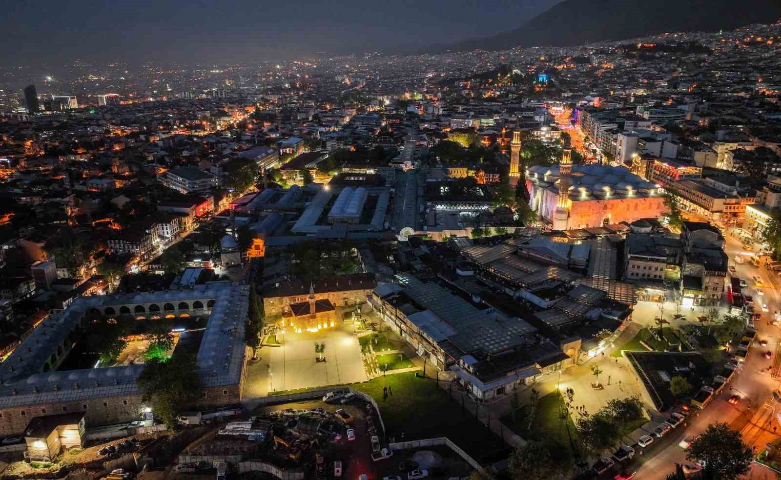 Bursaya Hizmet Sağanağı