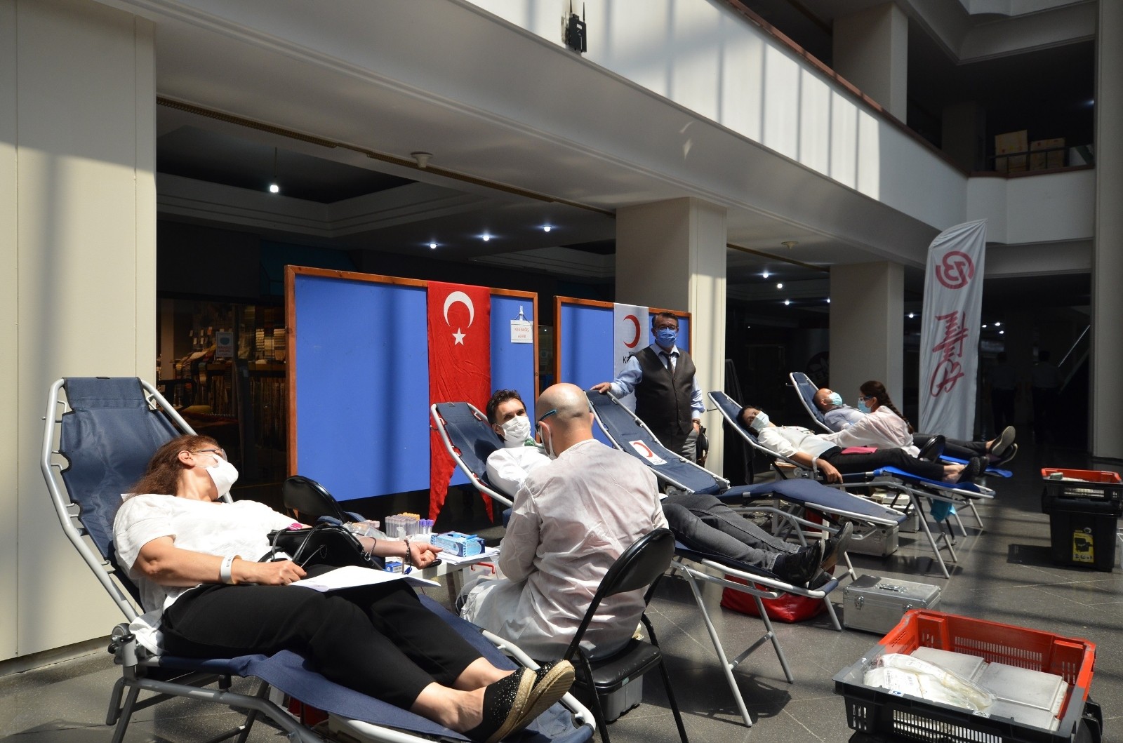 Buttim Sakinleri Kan Bağışı İçin Seferber Oldu