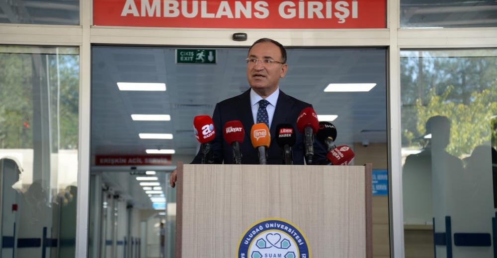 BUÜ Hastanesinin Yenilenen Acil Servislerini Bakan Bozdağ Hizmete Açtı