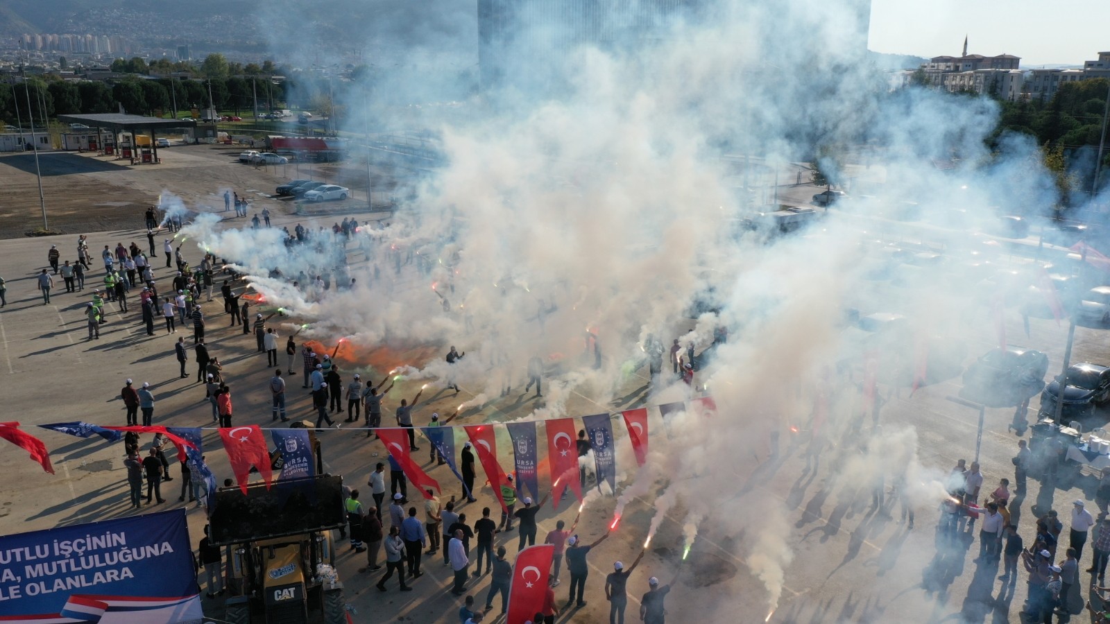 Büyükşehirde Toplu Sözleşme Sevinci