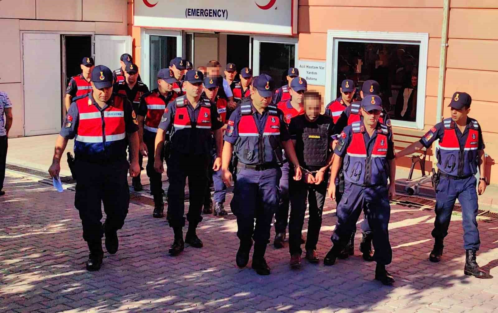 Cinayet Şüphelileri Çelik Yelekle Adliyeye Sevk Edildi