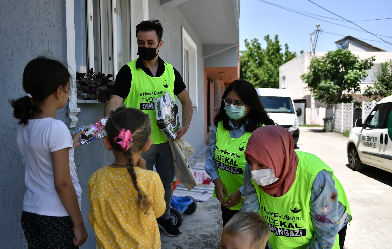 Çocukların Bayramlıkları Osmangazi'den