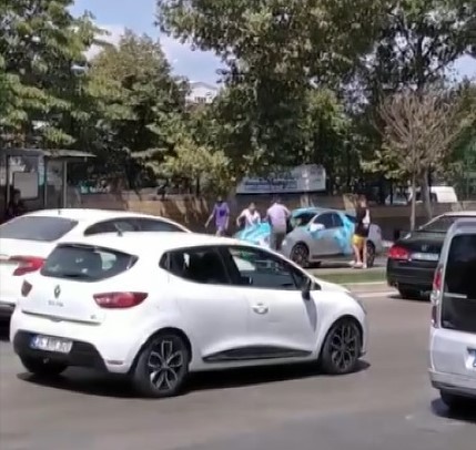 Çocukların Korkutan Bahşiş Israrı