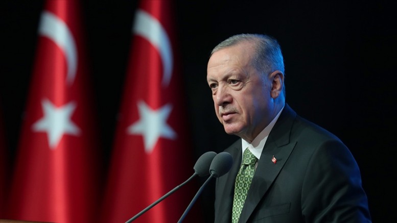 Cumhurbaşkanı Erdoğan: Biz eserlerimizle konuşuyoruz