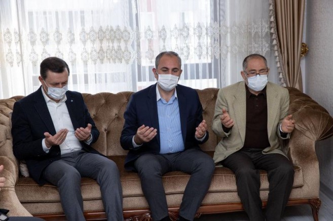 Cumhurbaşkanı Erdoğan'dan Başak Cengiz'in ailesine taziye